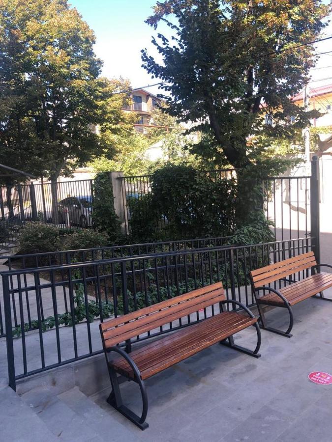 Hotel Doesi Tiflis Exterior foto
