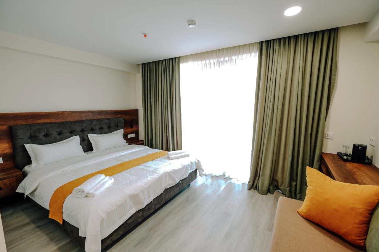Hotel Doesi Tiflis Exterior foto