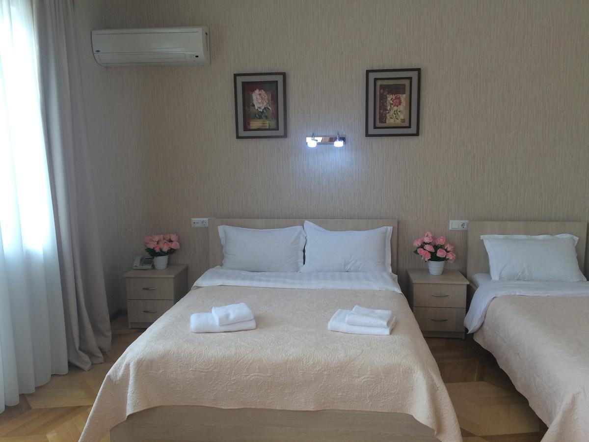 Hotel Doesi Tiflis Exterior foto