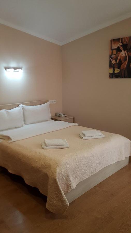 Hotel Doesi Tiflis Exterior foto